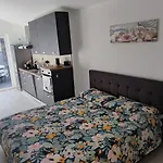 Tominettihome 아파트 베르바니아