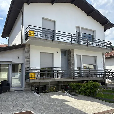 Tominettihome Apartment *